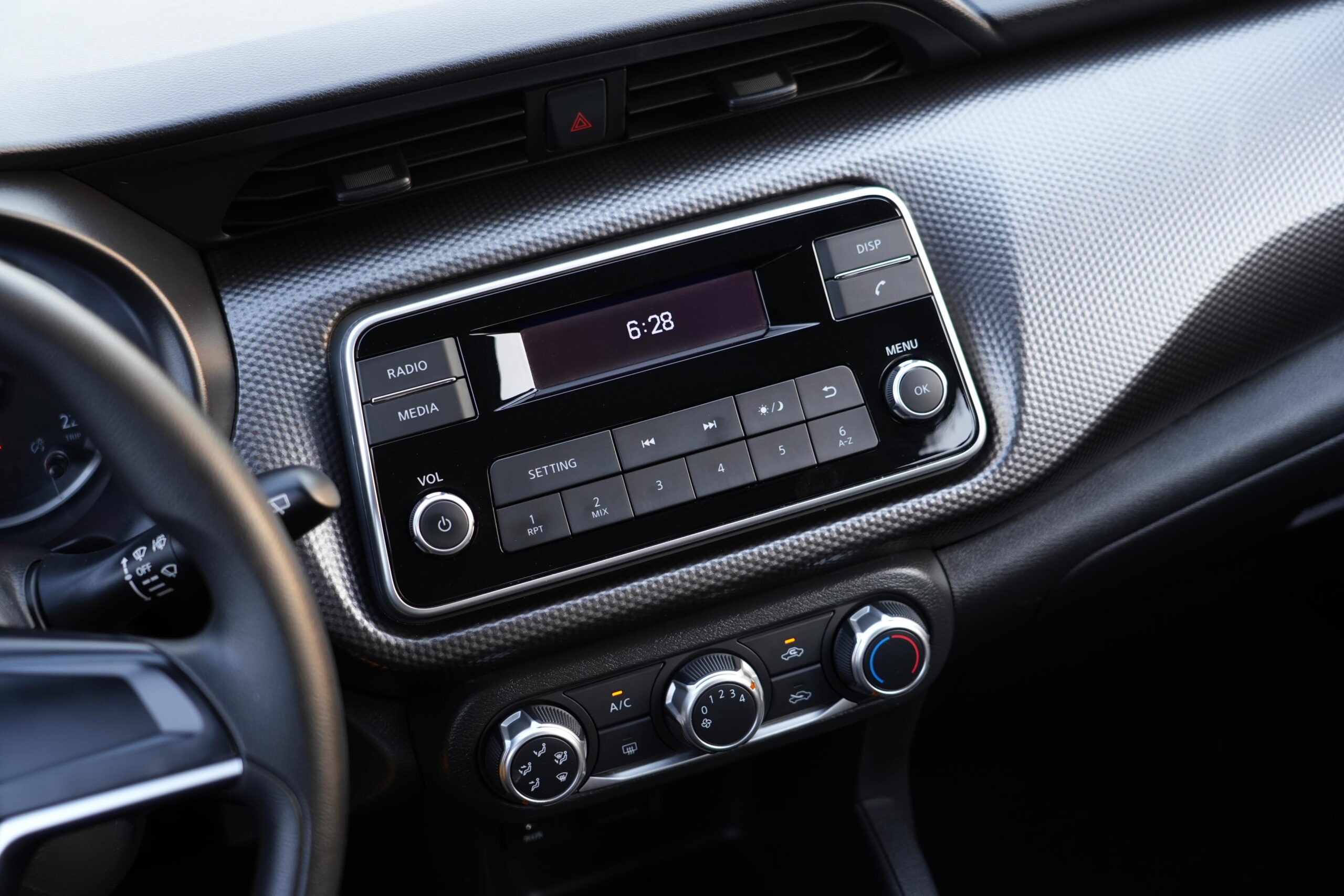 NISSAN KICKS 2020