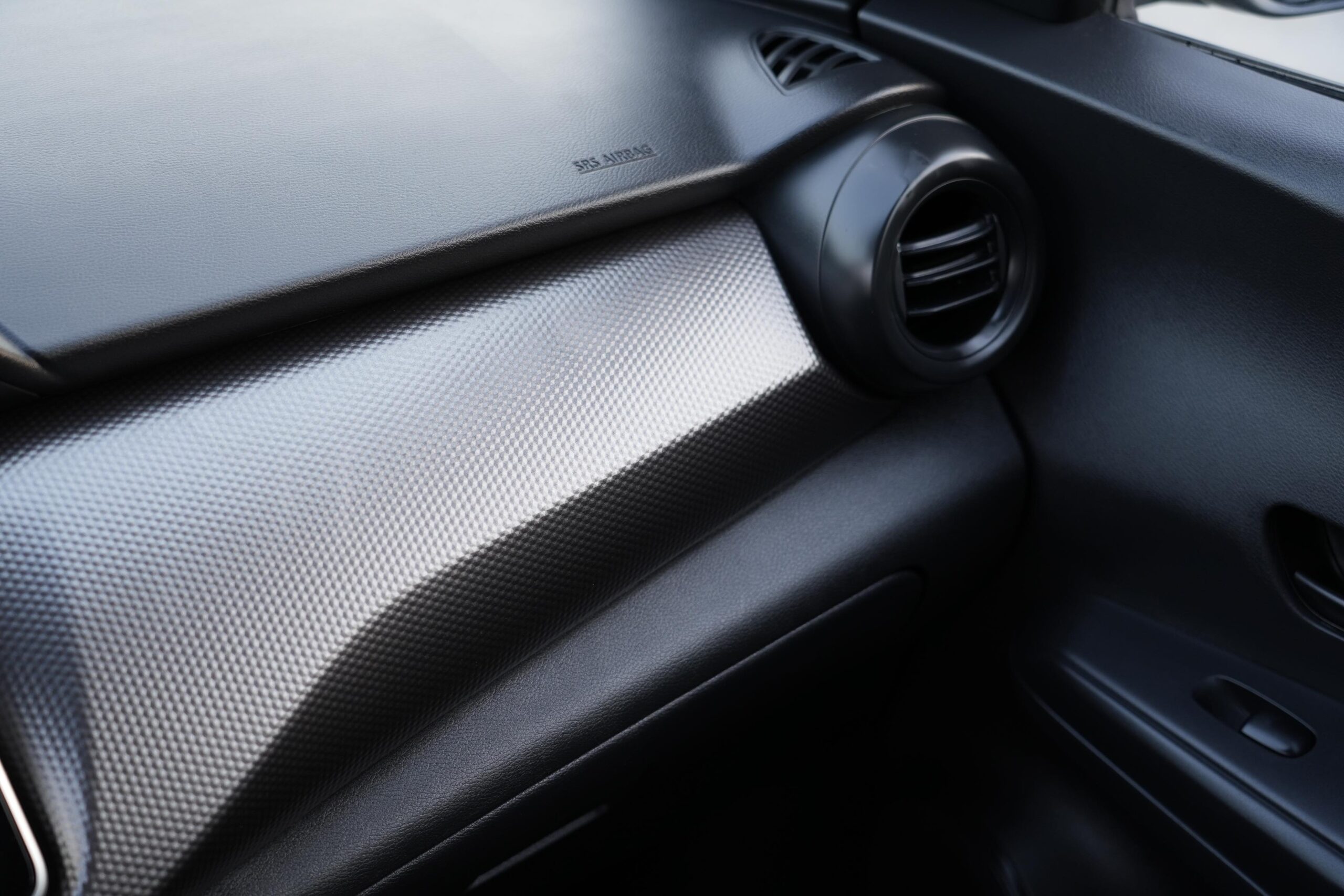 NISSAN KICKS 2020