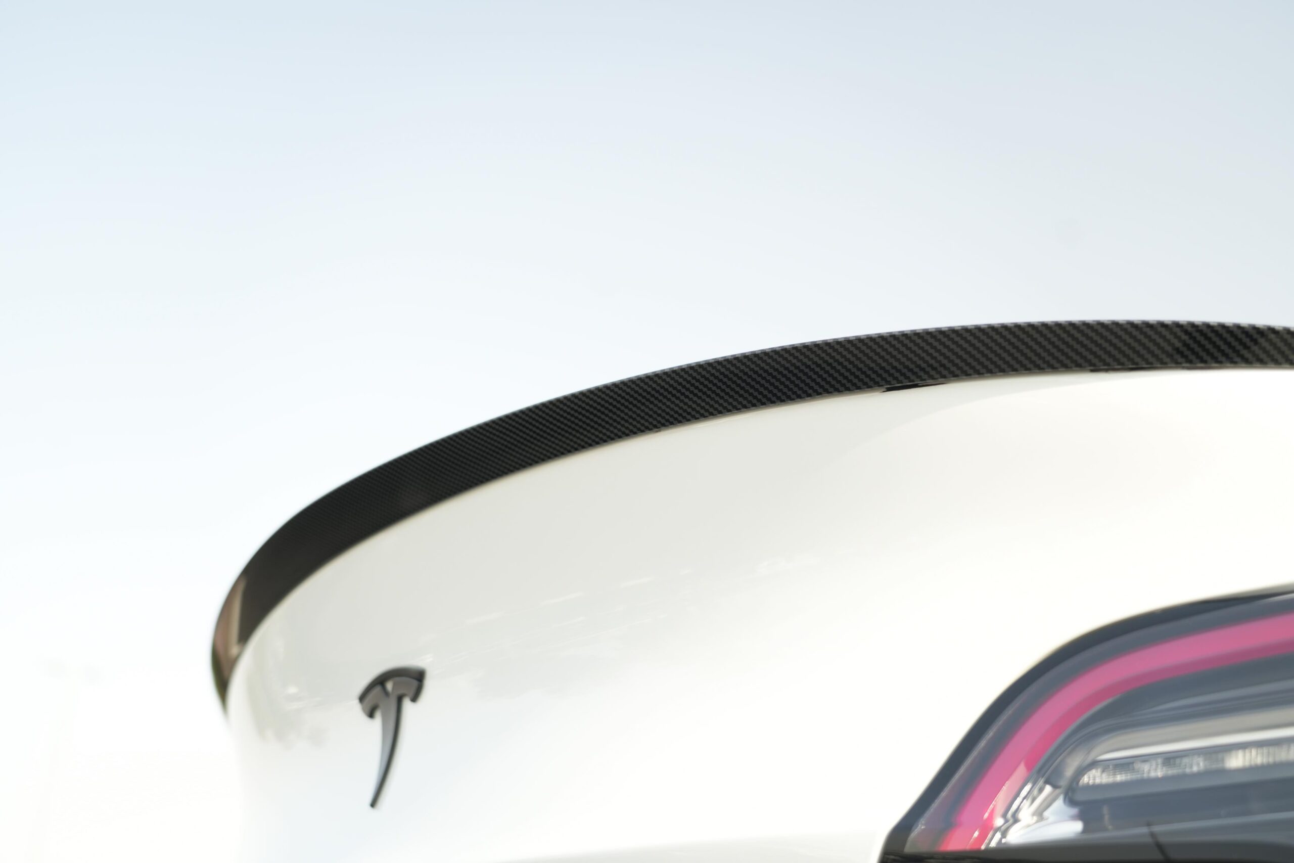 TESLA MODEL Y LONG RANGE
