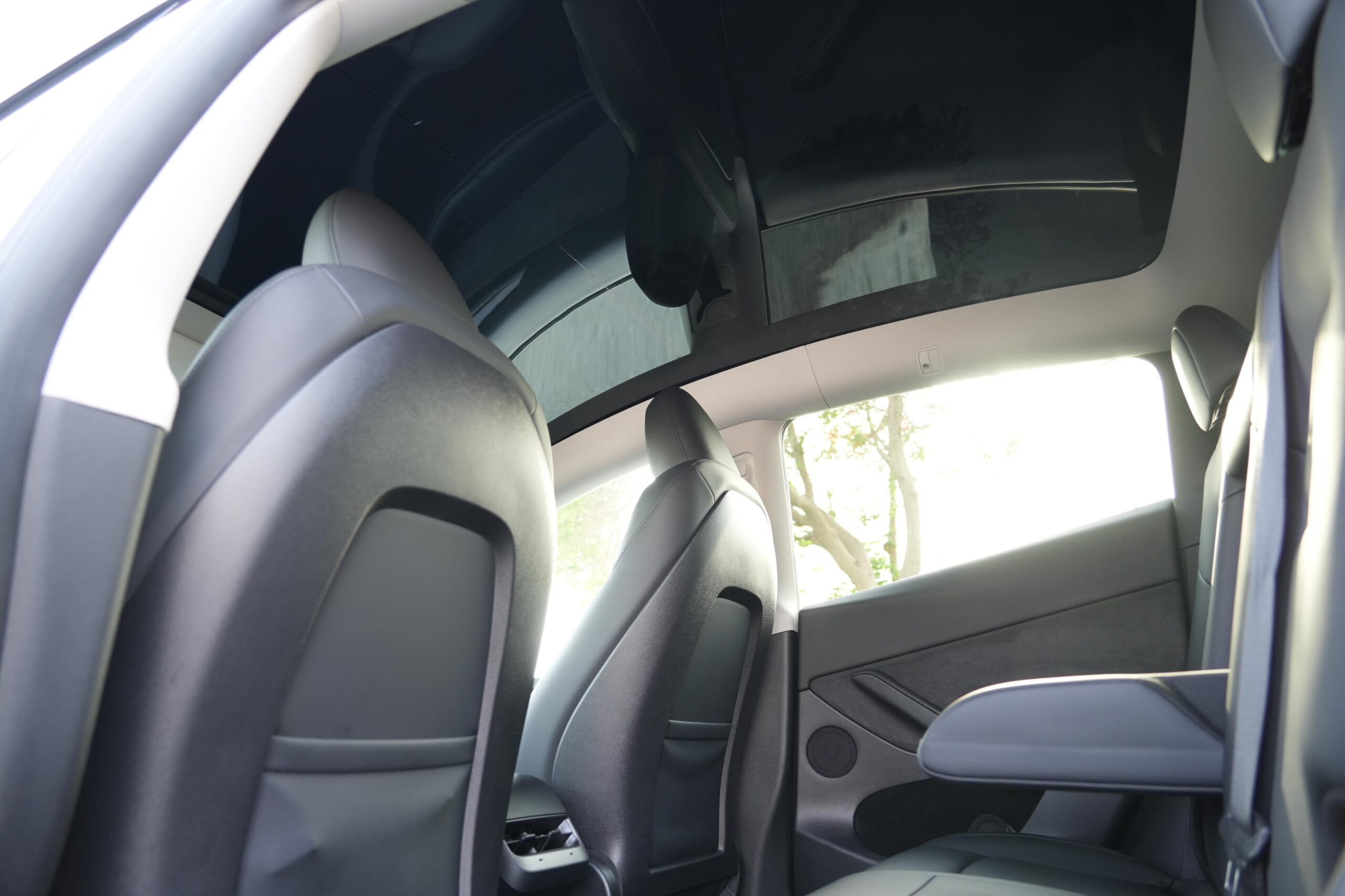 TESLA MODEL Y LONG RANGE
