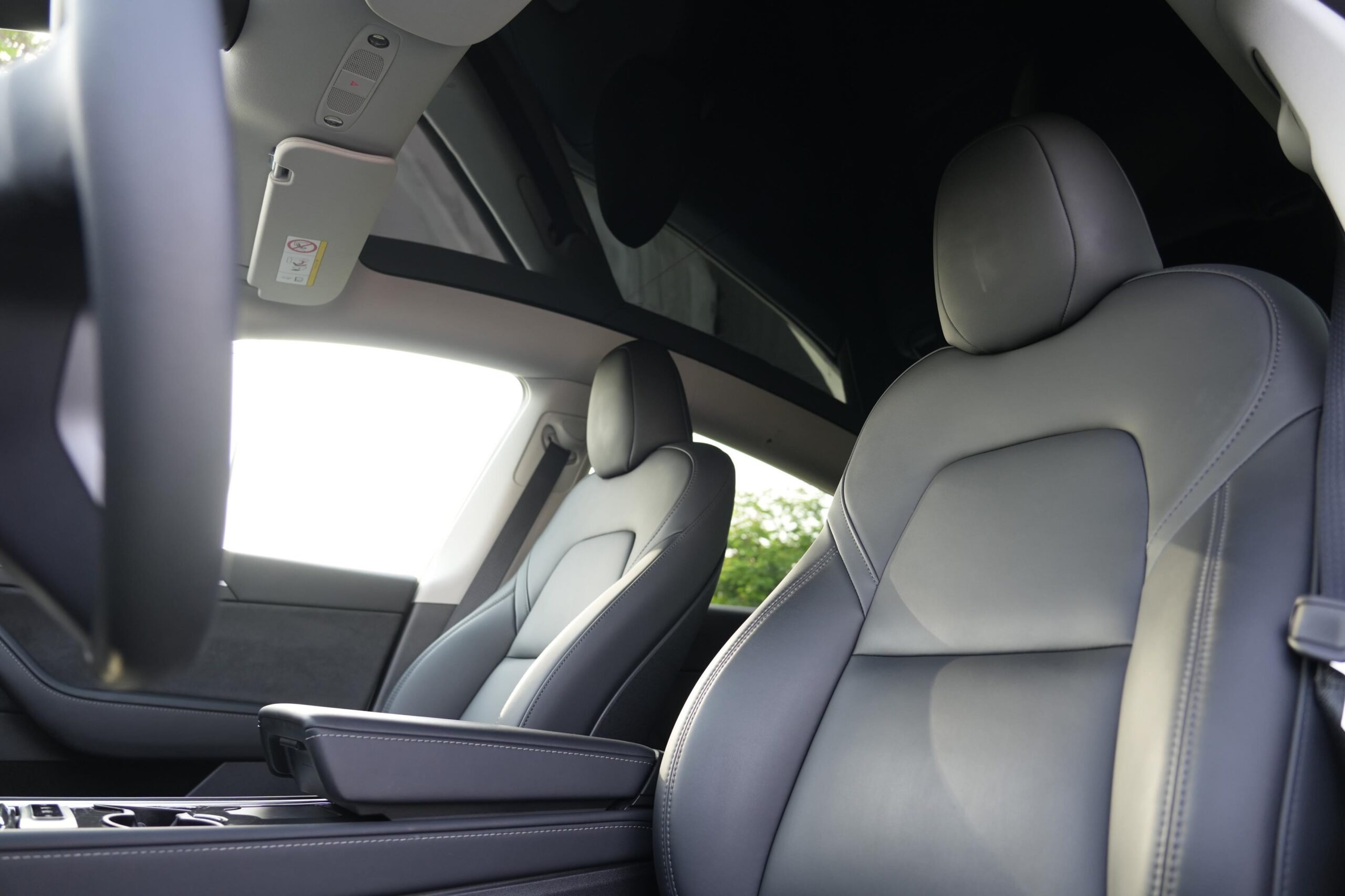 TESLA MODEL Y LONG RANGE