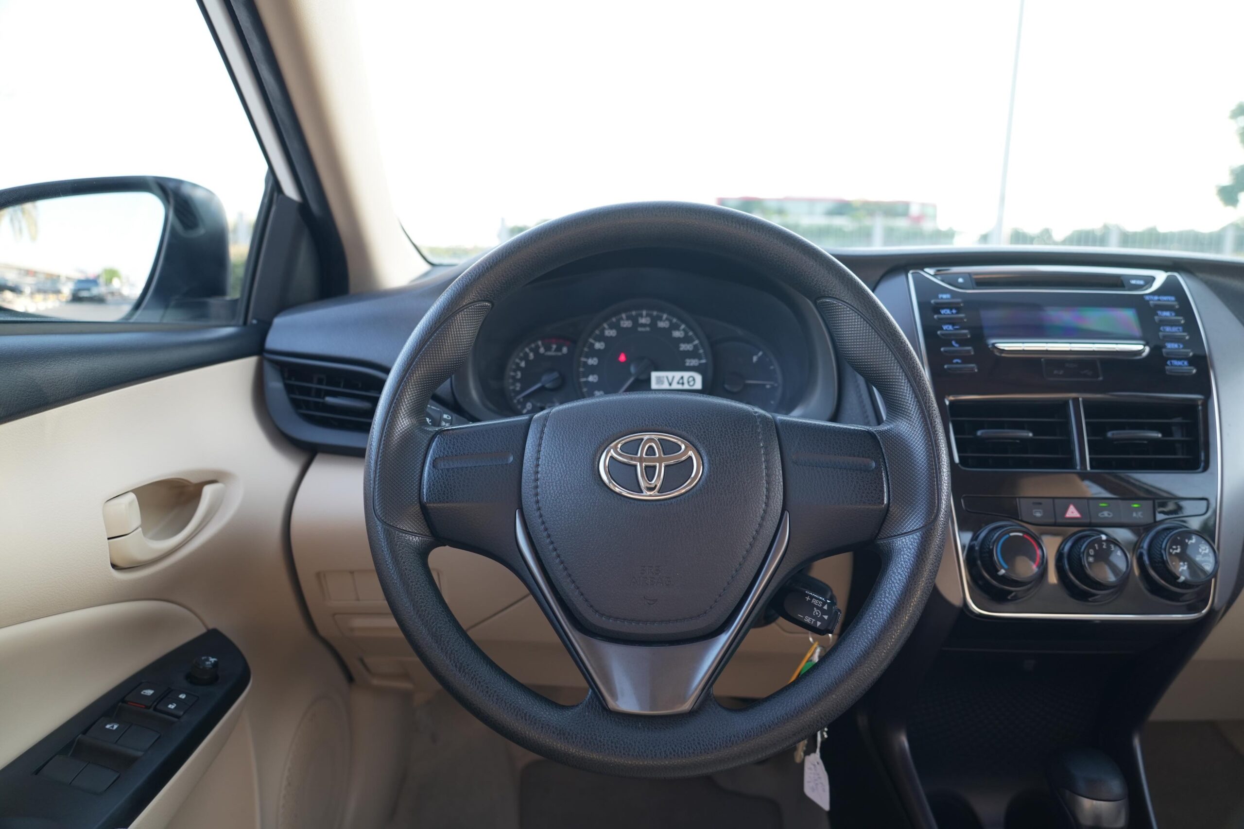 Toyota Yaris Basic
