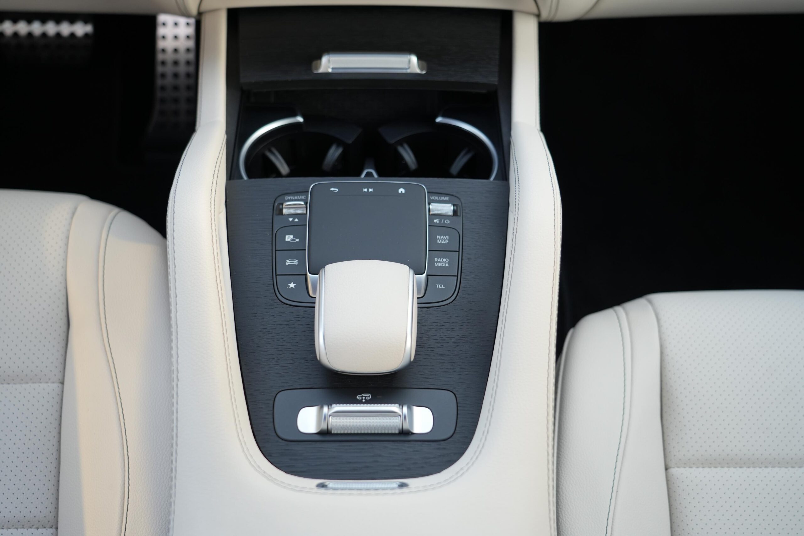 MERCEDES BENZ GLS450