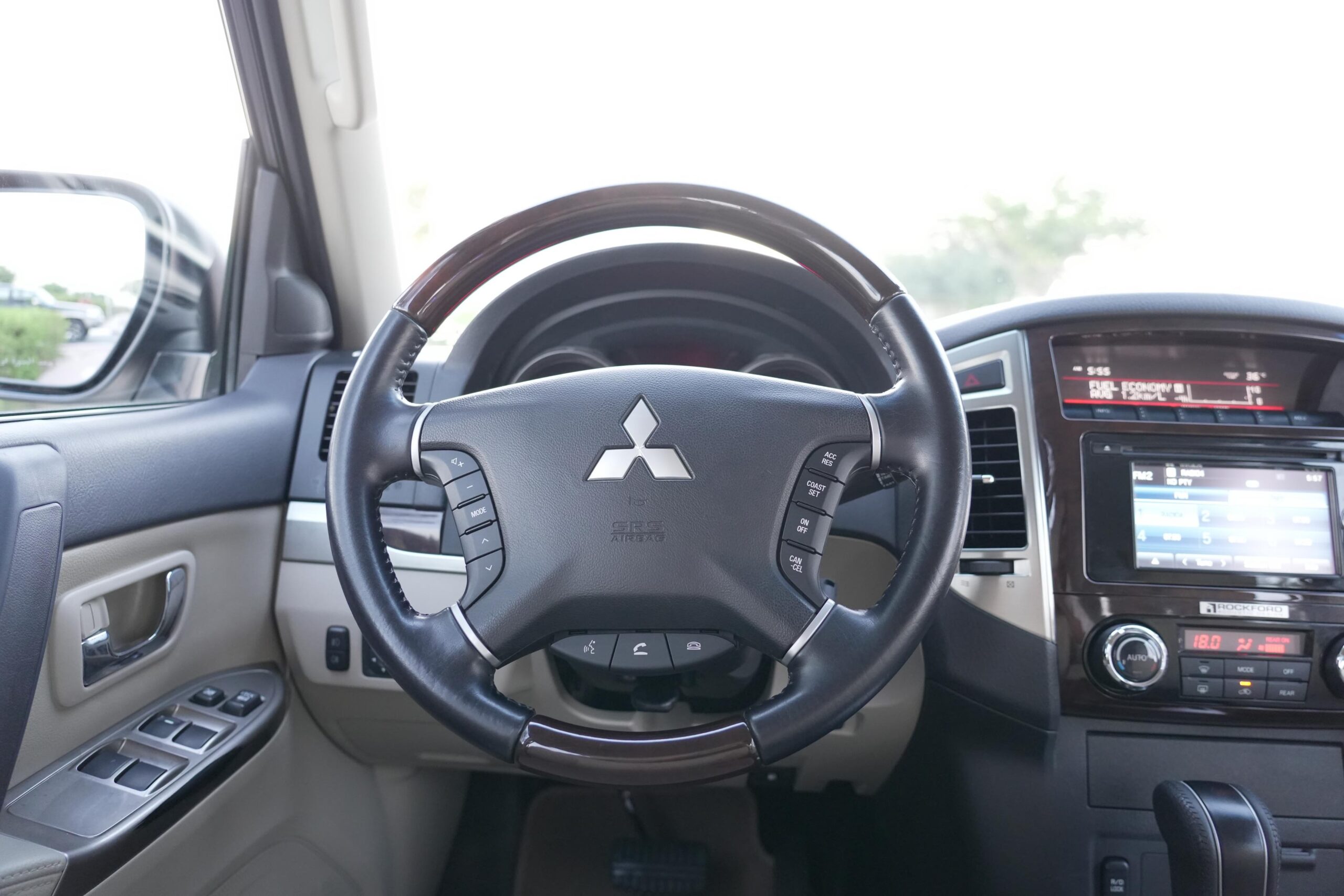 MITSUBISHI PAJERO || GLS 3.8L || 2020