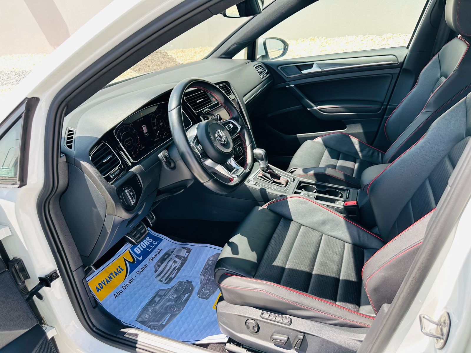 VOLKSWAGEN GOLF GTI 2019