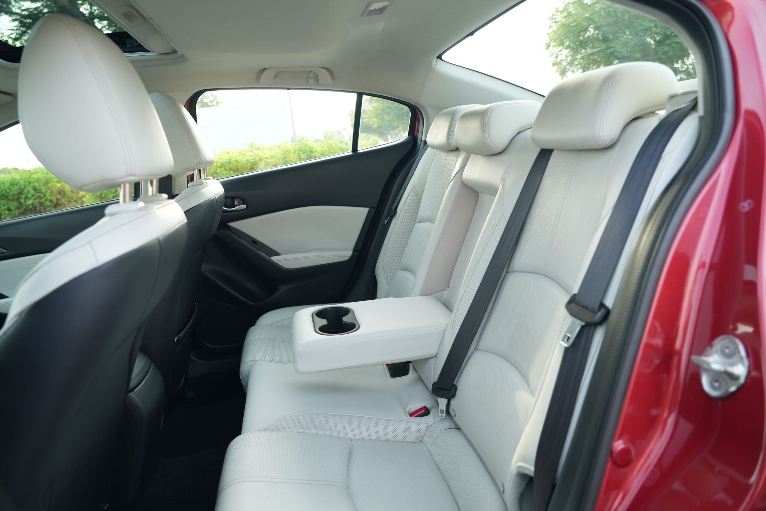 MAZDA 3 2017 LUXURY GCC FULL OPTION