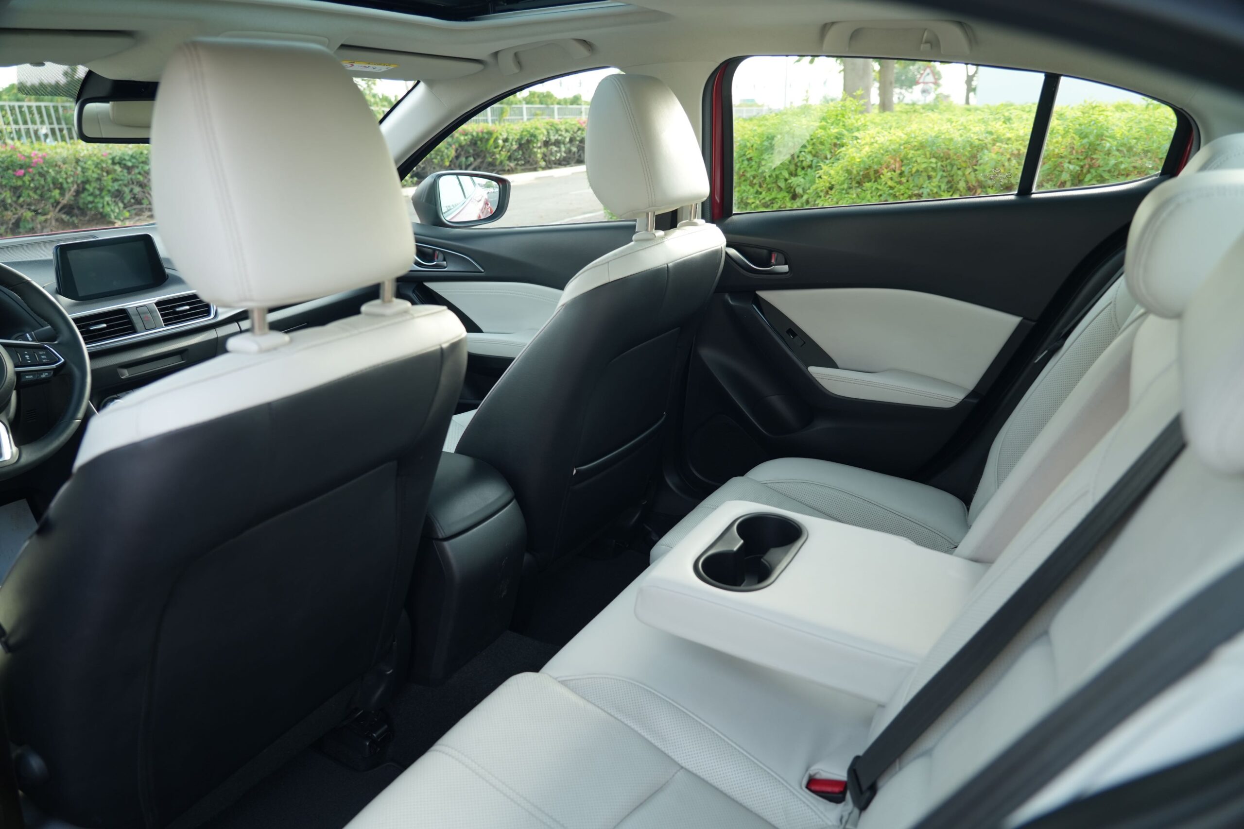 MAZDA 3 2017 LUXURY GCC FULL OPTION
