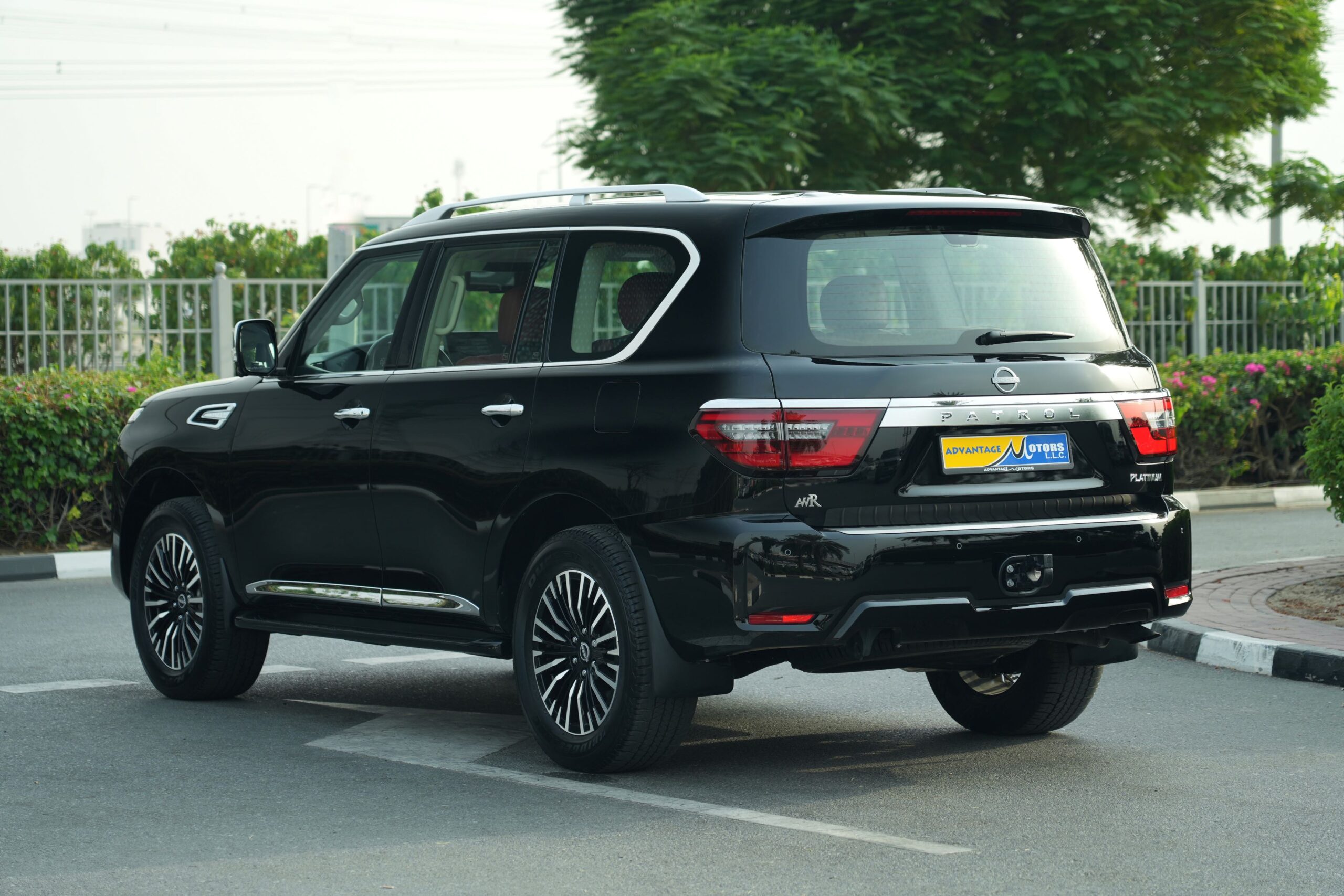 NISSAN PATROL 2023 V6 PLATINUM