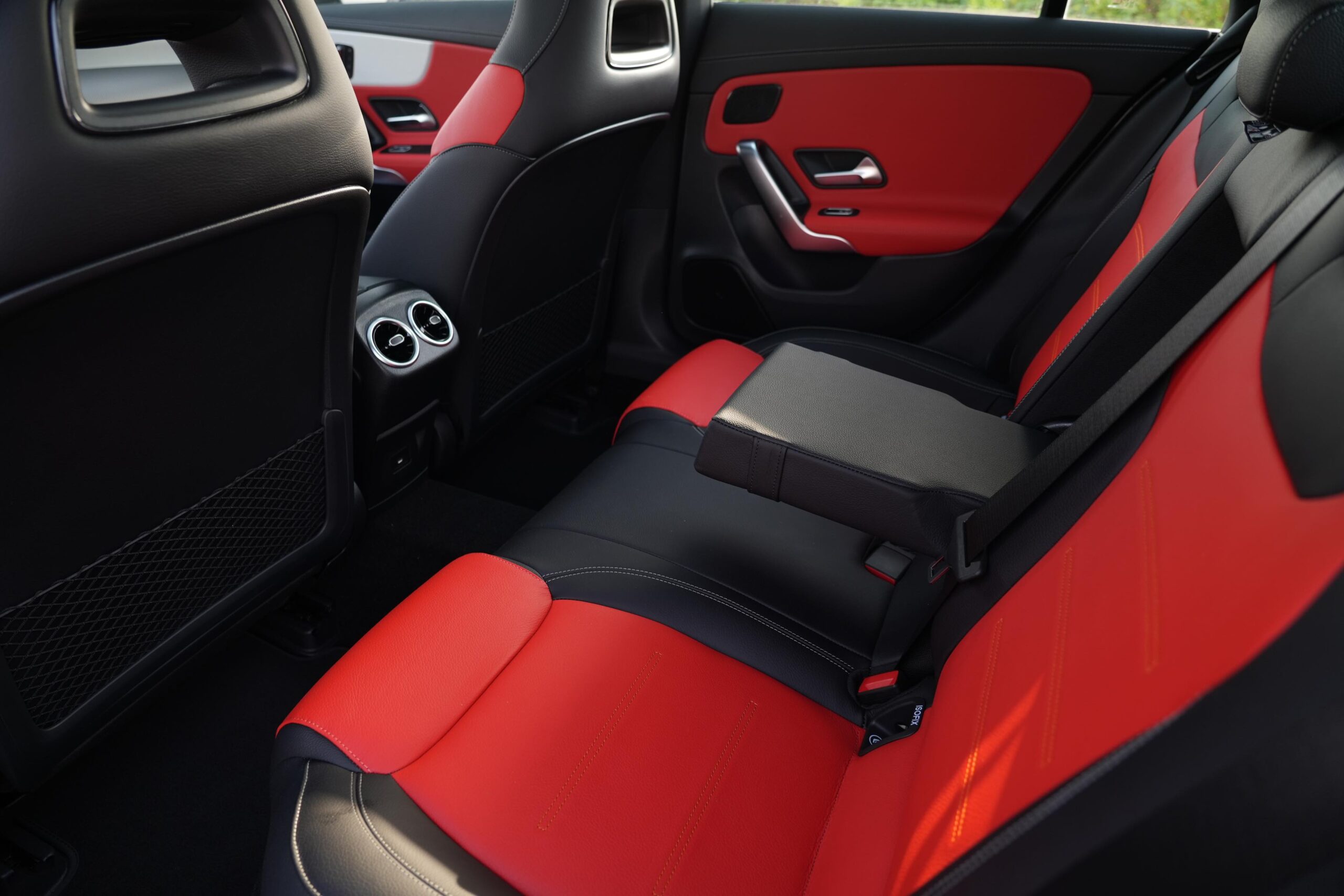 MERCEDES-BENZ CLA250 | GCC | 2025