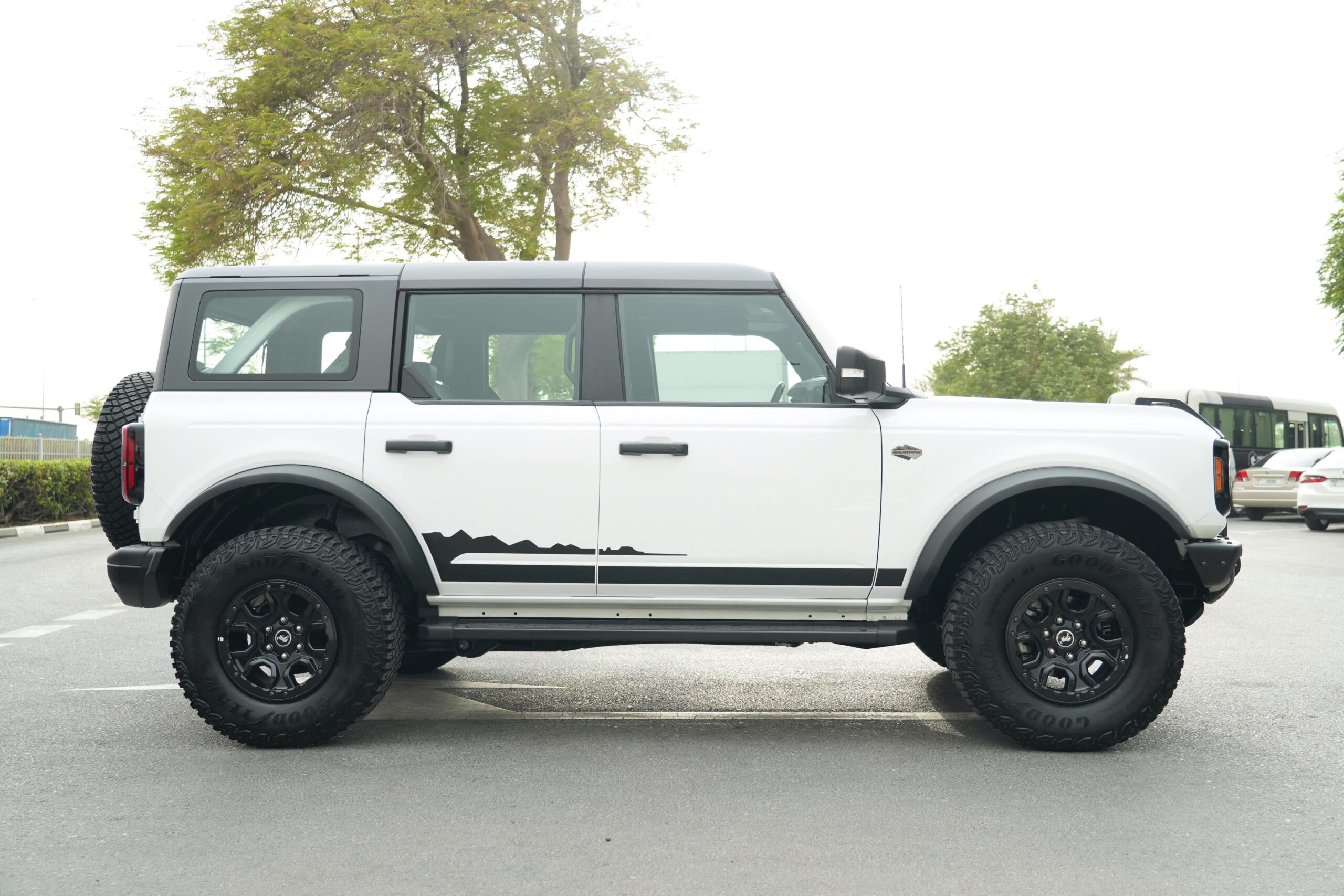 FORD BRONCO WILDTRAK 2022 WHITE GCC