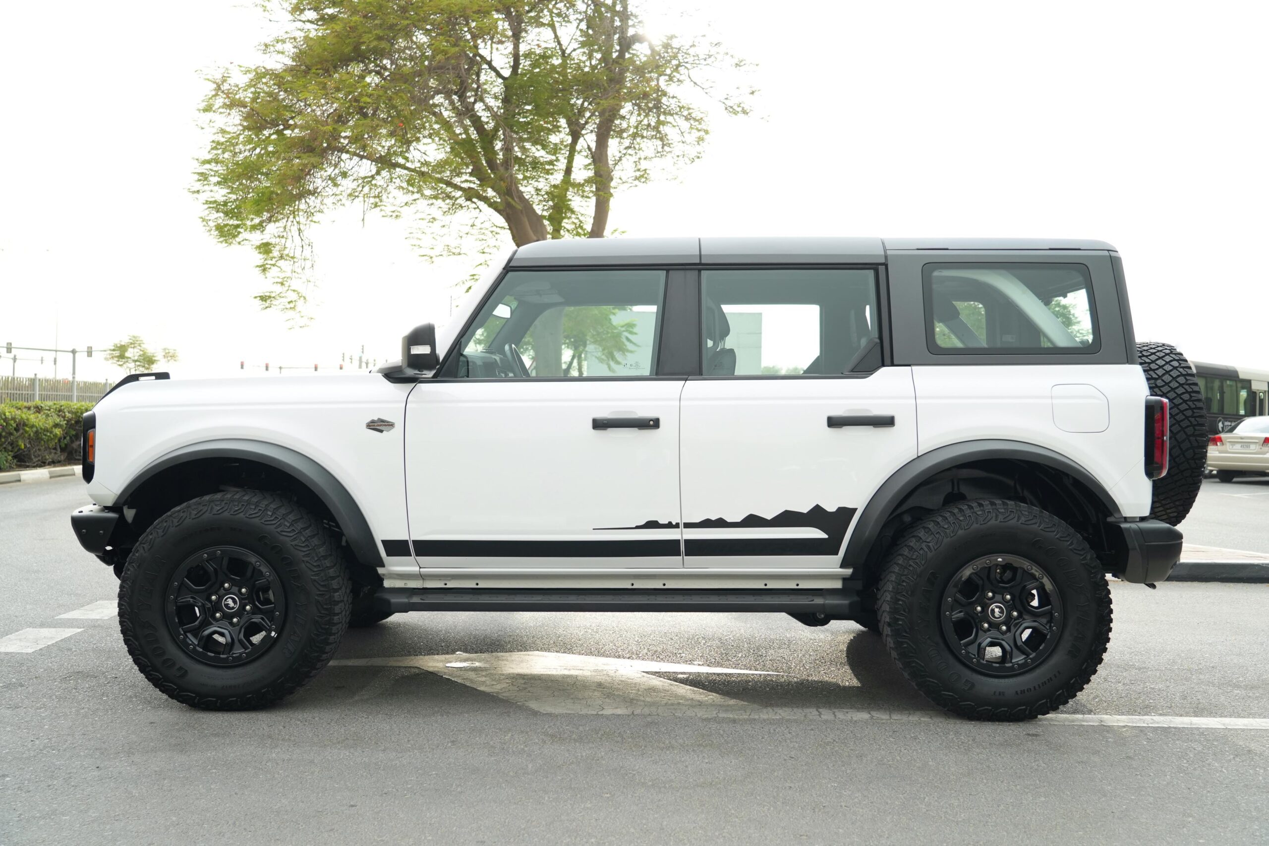 FORD BRONCO WILDTRAK 2022 WHITE GCC