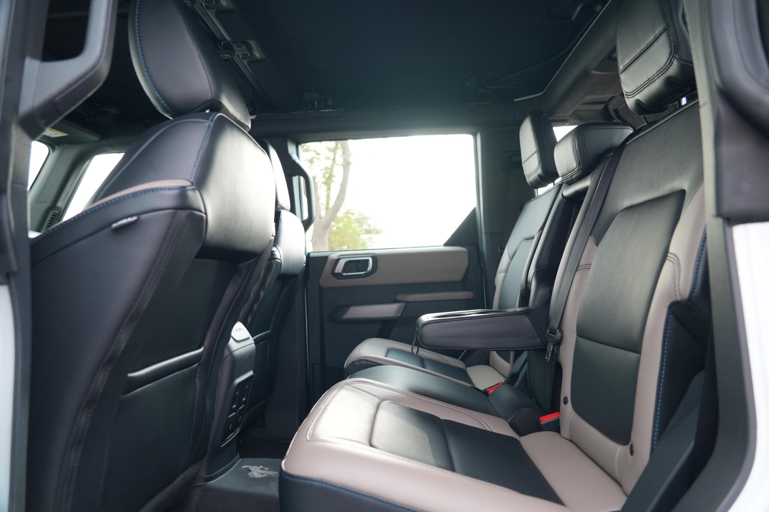 FORD BRONCO WILDTRAK 2022 WHITE GCC