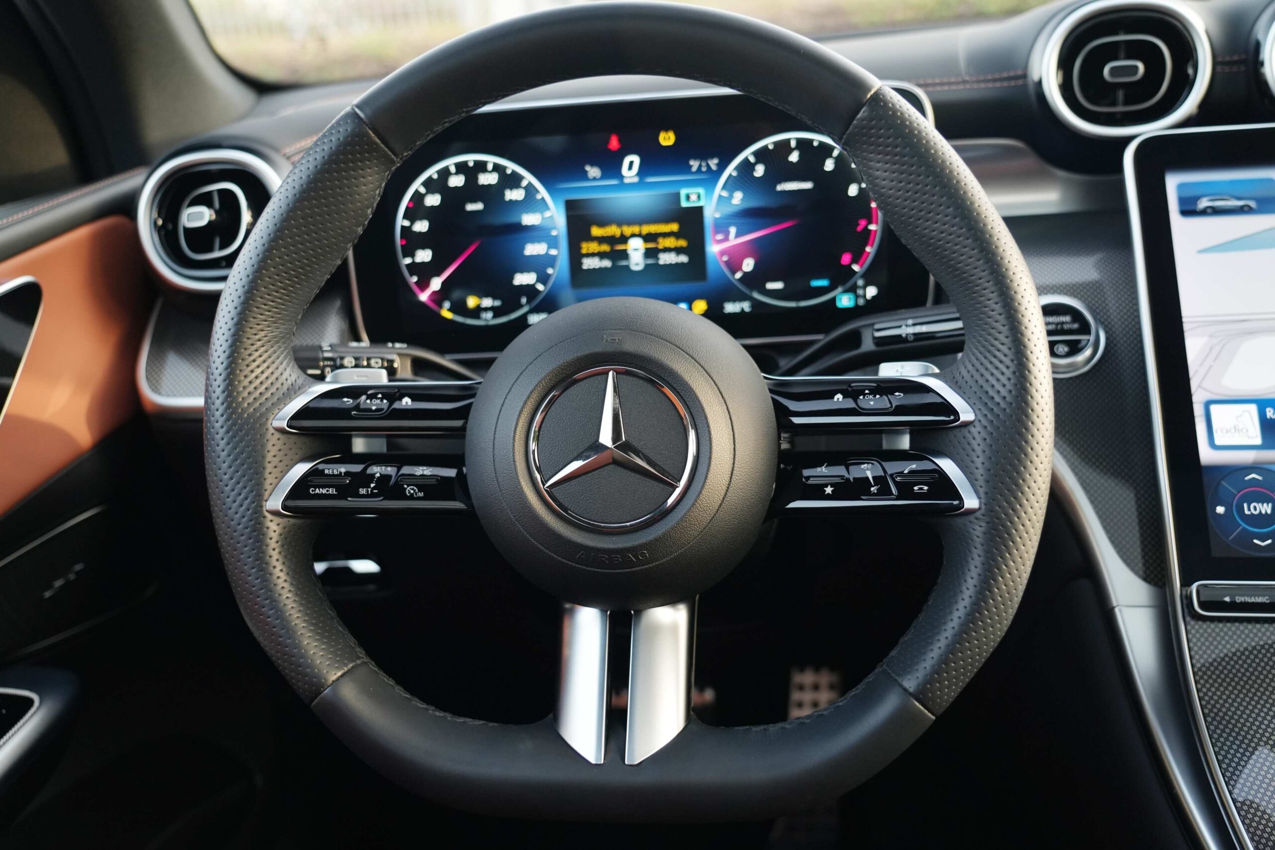 Mercedes-Benz GLC GLC200 4M AMG